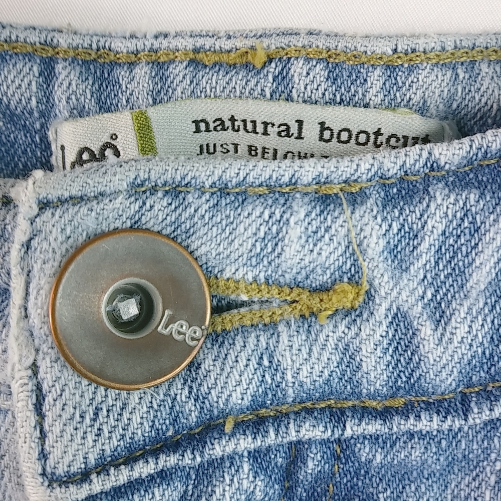 Lee 31x31 Natural Boot Cut Light Wash Jeans - Picture 6 of 8